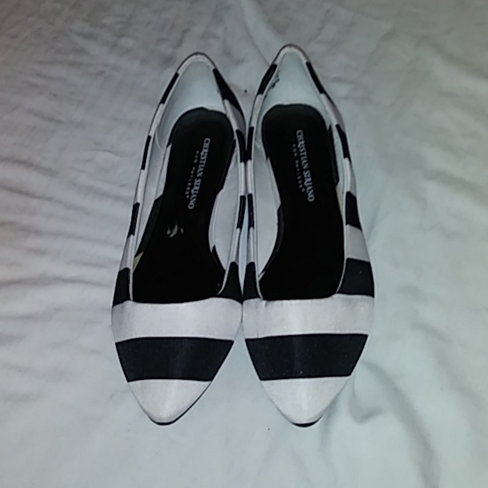 Christian Siriano black and white size 9 Flats